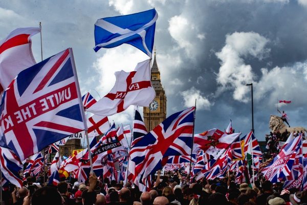 La mayor manifestación de la derecha británica en una generación: una condena contundente para la izquierda